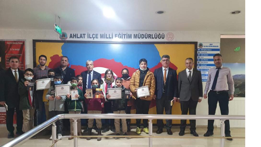 Akıl ve Zeka Oyunları Turnuvasında Dereceye Giren Öğrencilerimiz Ödüllendirildi