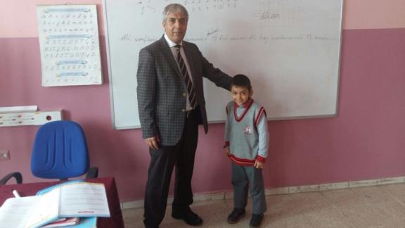 İlçe Milli Eğitim Müdürümüz Sayın Mutluk ÖZDEN Yunus Ensari İlköğretim Okulunu ziyaret etti.