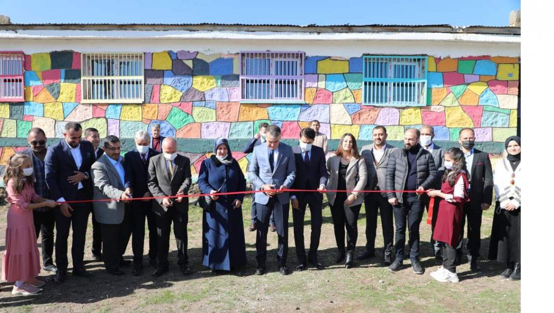 İlçemiz Taşharman Köyünde Sosyal Alan Olarak Dönüştürülen Okulun Açılışı Gerçekleştirildi