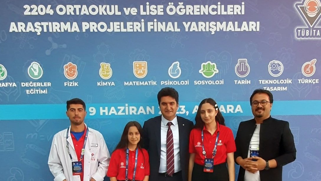 İlçemiz Okullarından Selçuklu Anadolu Lisesi Öğrencileri 20204-Lise Öğrencileri Araştırma Projeleri Final Yarışmalarında Türkiye Üçüncüsü Oldu